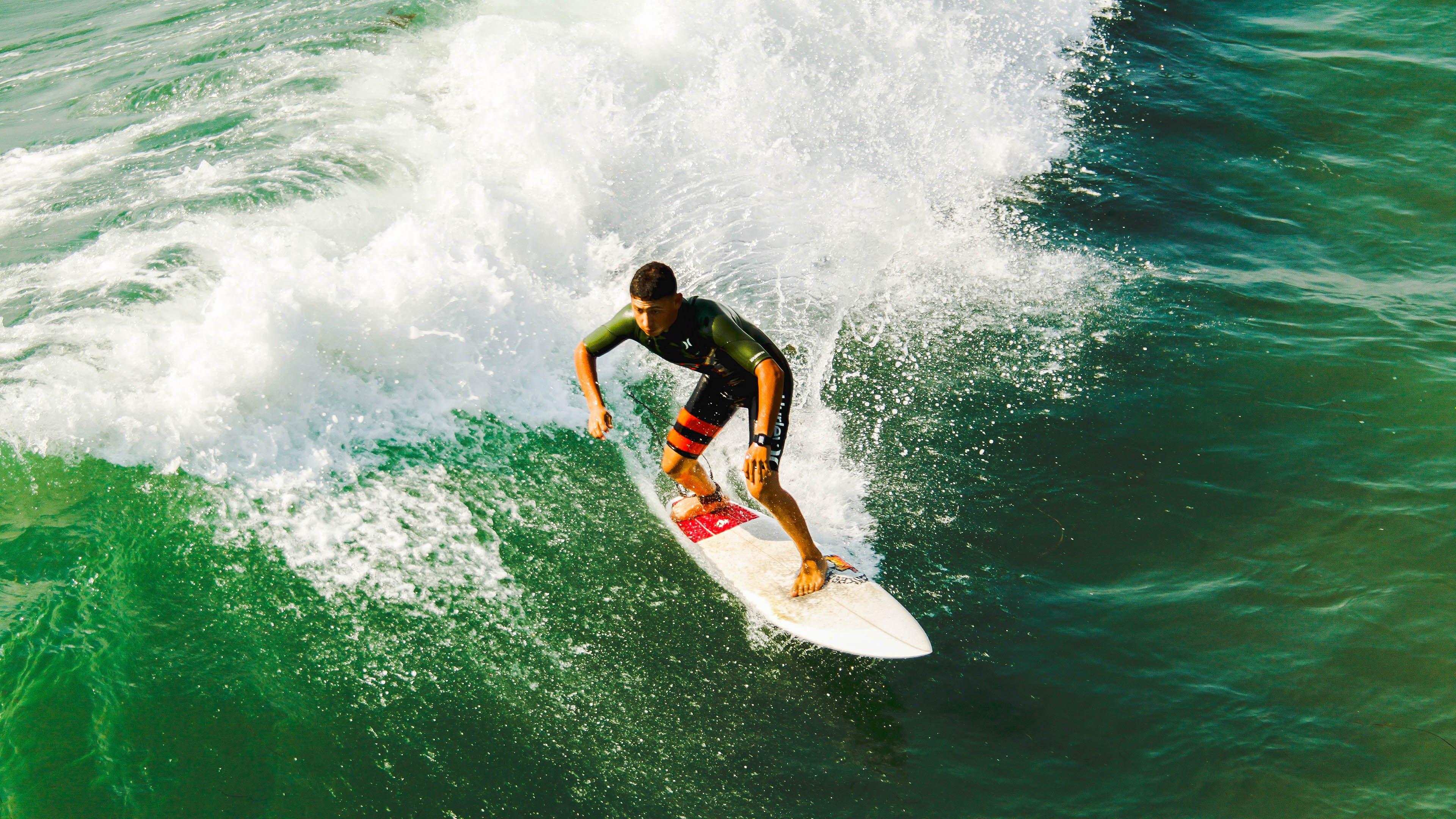 菲尔普斯再创泳坛传奇，23枚奥运金牌成就无人能及